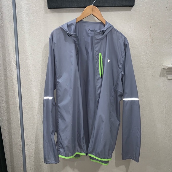Old Navy Men’s Rain Jacket - Picture 1 of 3
